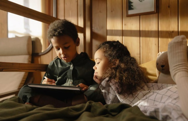 Aider à comprendre les histoires, ça s’apprend aussi ! Aider à comprendre les histoires, ça s’apprend aussi !