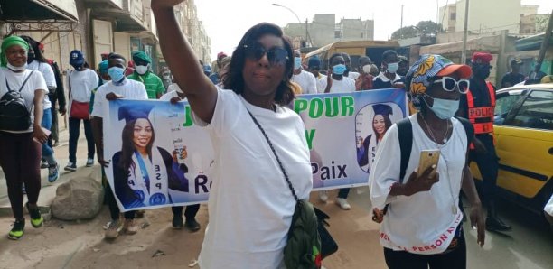 Lotaly Mollet tuée sauvagement: Les étudiants congolais ont marché et exigent justice Lotaly Mollet tuée sauvagement: Les étudiants congolais ont marché et exigent justice