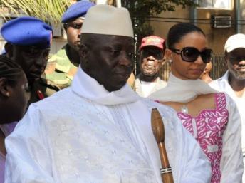 Le président gambien accuse le Sénégal d'offrir l'asile à des opposants
