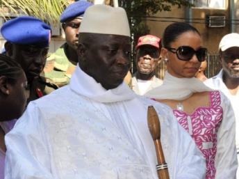 Le président gambien accuse le Sénégal d'offrir l'asile à des opposants Le président gambien accuse le Sénégal d'offrir l'asile à des opposants