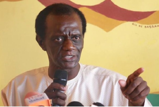 LGBT Sénégalais : Jamra refuse de publier la liste, elle redoute une chasse aux sorcières contre les homosexuels. LGBT Sénégalais : Jamra refuse de publier la liste, elle redoute une chasse aux sorcières contre les homosexuels.