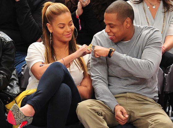 Jay-Z et sa femme Beyoncé sortent un nouveau son musical : "Part II (On the Run)"