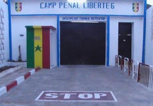 Camp pénal de Liberté 6: Oumar Diop nommé nouveau Directeur, après l’évasion de Boy Djiné Camp pénal de Liberté 6: Oumar Diop nommé nouveau Directeur, après l’évasion de Boy Djiné