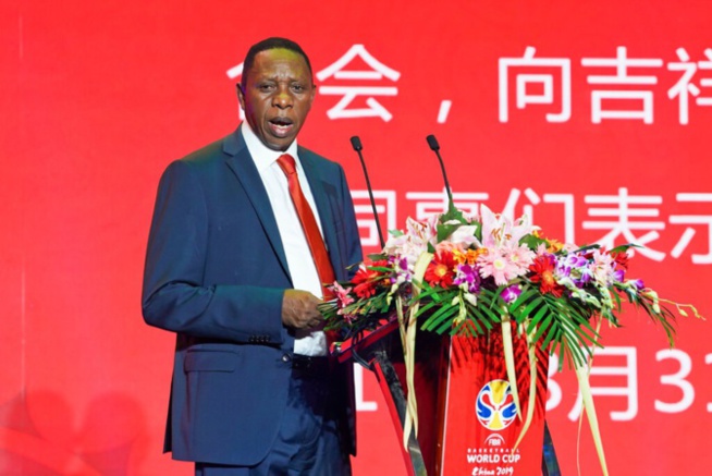 Accusé d’abus sexuels sur mineurs: Hamane Niang, patron de la FIBA, se retire Accusé d’abus sexuels sur mineurs: Hamane Niang, patron de la FIBA, se retire