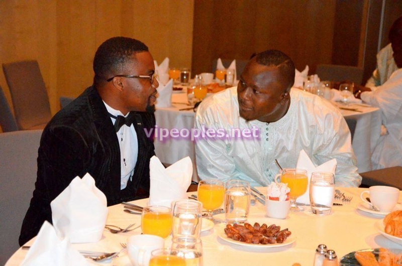 [IMAGES] Jules Dicaprio et Modou Lô au restaurant pour la coupure du jeûne