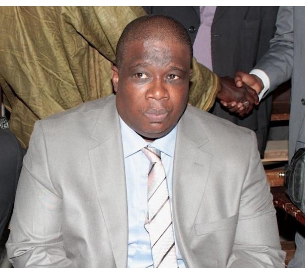 Dr. Bacar Dia à Macky Sall: "Wade mobilisait plus de foule, mais il a été battu, donc..." Dr. Bacar Dia à Macky Sall: "Wade mobilisait plus de foule, mais il a été battu, donc..."