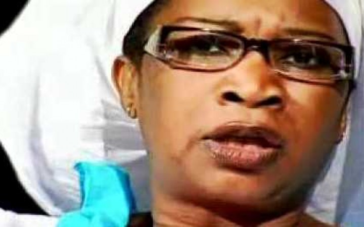 Le PM panique et recrute la voyante Selbé Ndom Le PM panique et recrute la voyante Selbé Ndom
