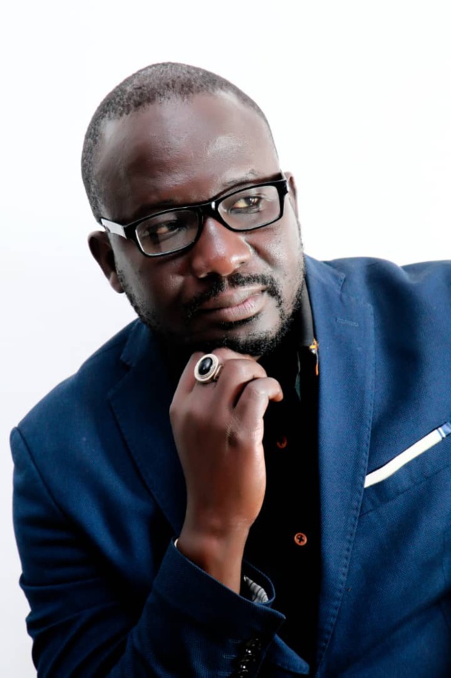 Medias-Edition : Le Journaliste Mame Gor Ngom Publie "Billets De Salon’’ Medias-Edition : Le Journaliste Mame Gor Ngom Publie "Billets De Salon’’