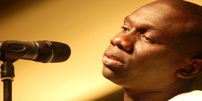 Le chanteur Pape Diouf : « J’ai été marchand ambulant, plombier, vendeur de persils … » Le chanteur Pape Diouf : « J’ai été marchand ambulant, plombier, vendeur de persils … »