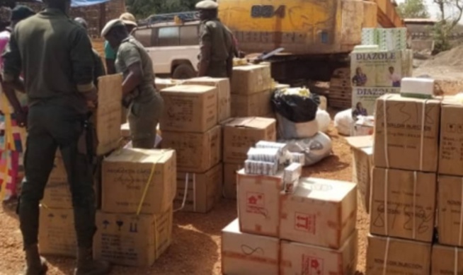 FAUX MÉDICAMENTS : UNE VALEUR DE 2,1 MILLIARDS FCFA SAISIS ENTRE MAI ET JUIN 2021 FAUX MÉDICAMENTS : UNE VALEUR DE 2,1 MILLIARDS FCFA SAISIS ENTRE MAI ET JUIN 2021