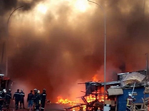 Incendie au «Pakk lambaye» de Pikine : encore un autre sinistre qui fait perdre des millions