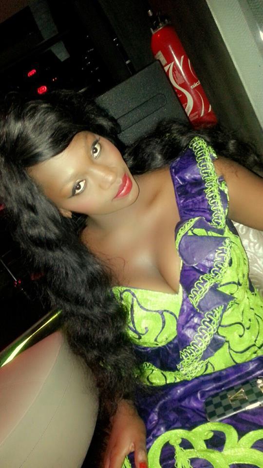 Le mannequin Samira Nicki Diop, le jour de la Korité a...