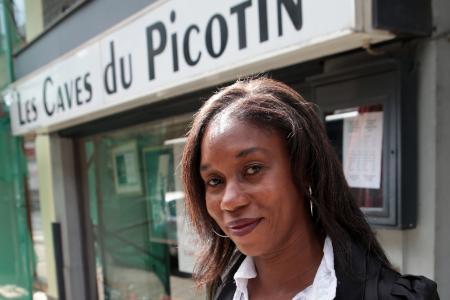 Bruxelles: la députée Fatoumata Sidibé virée du resto comme une voleuse Bruxelles: la députée Fatoumata Sidibé virée du resto comme une voleuse