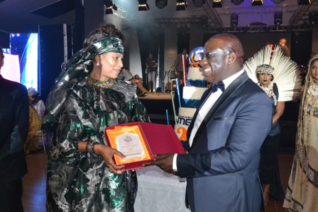 20 Ans ça se fête, le MDES souffle ses 20 bougies à la soirée des cauris d'or. 20 Ans ça se fête, le MDES souffle ses 20 bougies à la soirée des cauris d'or.