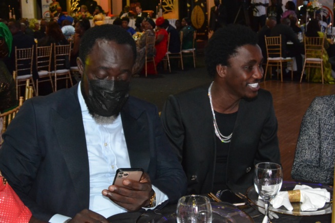 Pari réussit pour la 16 eme éditions de la plus prestigieuse Gala de l'Afrique, en images les Cauris d'or 2021. Regardez Pari réussit pour la 16 eme éditions de la plus prestigieuse Gala de l'Afrique, en images les Cauris d'or 2021. Regardez