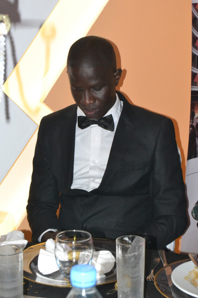 Pari réussit pour la 16 eme éditions de la plus prestigieuse Gala de l'Afrique, en images les Cauris d'or 2021. Regardez Pari réussit pour la 16 eme éditions de la plus prestigieuse Gala de l'Afrique, en images les Cauris d'or 2021. Regardez