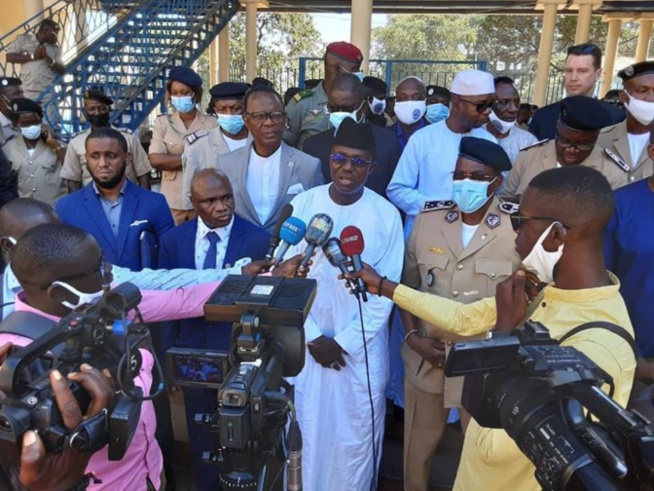 l'Union des Conseils de Chargeurs Africains (UCCA), Mamadou Ndione DG COSEC en mission en Guinée l'Union des Conseils de Chargeurs Africains (UCCA), Mamadou Ndione DG COSEC en mission en Guinée