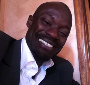 Démenti de Vieux Sandjiry Diop : «Je suis toujours dans la garde rapprochée d’Idrissa Seck» Démenti de Vieux Sandjiry Diop : «Je suis toujours dans la garde rapprochée d’Idrissa Seck»