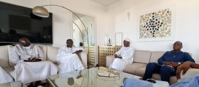 Khalifa Sall tacle Macky: "Je suis allergique au lactose, il part à Thiès pour dire que Gloria arrive..." Khalifa Sall tacle Macky: "Je suis allergique au lactose, il part à Thiès pour dire que Gloria arrive..."