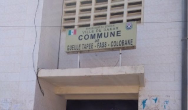 200 membres d'une coopérative cotisent chacun 10.000 F CFA pendant 07 ans: 10.500 F CFA trouvés dans le compte 200 membres d'une coopérative cotisent chacun 10.000 F CFA pendant 07 ans: 10.500 F CFA trouvés dans le compte