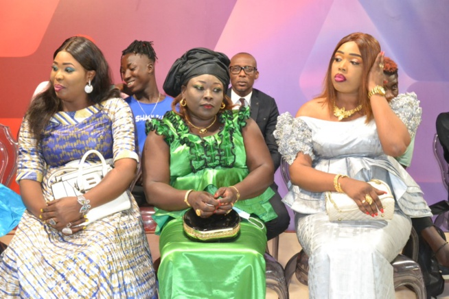 EN IMAGES: Les coulisses de Collection événement Tabaski 2021 sur la 2stv EN IMAGES: Les coulisses de Collection événement Tabaski 2021 sur la 2stv