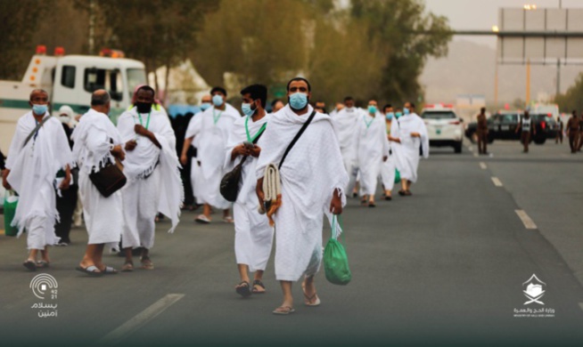Hajj 2021: Les 60.000 pèlerins au Mont Arafat