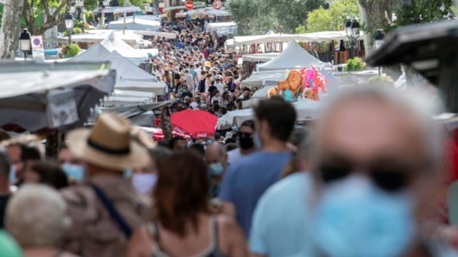 Charente-Maritime: retour du masque obligatoire en extérieur dans 45 communes touristiques dès ce mardi Charente-Maritime: retour du masque obligatoire en extérieur dans 45 communes touristiques dès ce mardi