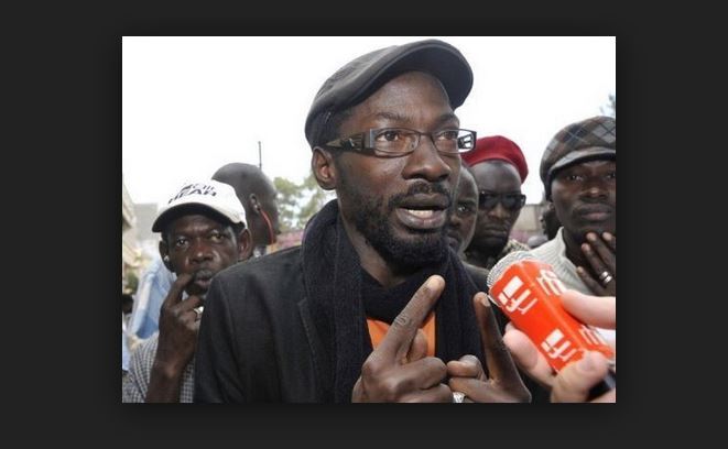 Fadel Barro: " On a voulu nous présenter les Senghor [...] mais en réalité c’est la partie que l’Afrique devrait enterrer. "