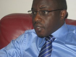 Bachir Diawara : « Nous soupçonnons un grand complot d’Etat ourdi par Macky Sall et Mimi Touré contre Karim Wade » Bachir Diawara : « Nous soupçonnons un grand complot d’Etat ourdi par Macky Sall et Mimi Touré contre Karim Wade »