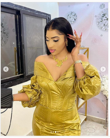 Tabaski 2021: Amy Léa de la série Karma s'impose avec sa belle tenue Tabaski 2021: Amy Léa de la série Karma s'impose avec sa belle tenue