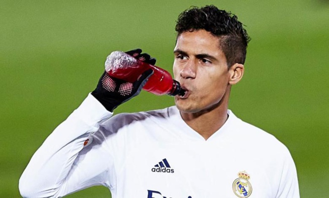 Football-MU/ Mercato : le salaire de Varane dévoilé