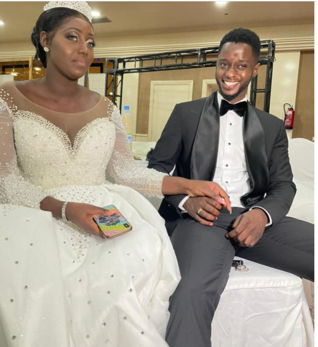 Réception de mariage: Sir et sa femme aux anges