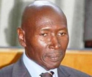 Khouraïchi Thiam, Samuel Sarr et Ousmane Ngom dans de beaux draps Khouraïchi Thiam, Samuel Sarr et Ousmane Ngom dans de beaux draps