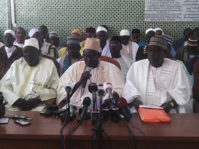 Covid-19: Imams et oulémas appellent à la restriction des cérémonies Covid-19: Imams et oulémas appellent à la restriction des cérémonies