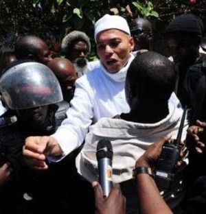 Karim Wade « L’énergie qu’ils dépensent pour moi suffit pour faire émerger le Sénégal si ...» Karim Wade « L’énergie qu’ils dépensent pour moi suffit pour faire émerger le Sénégal si ...»