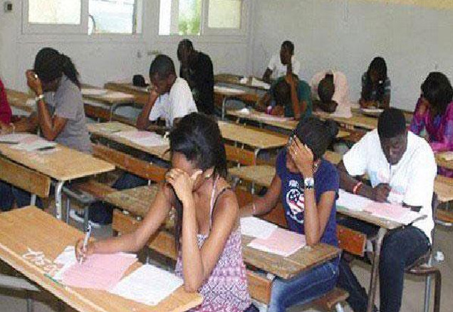Baccalauréat 2021 : Deux candidats suspendus au lycée Limamou Laye, Pékesse, 14 tricheurs livrés à la gendarmerie