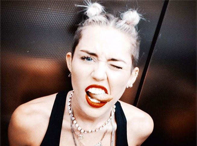 Miley Cyrus se fiche complètement des mauvaises critiques Miley Cyrus se fiche complètement des mauvaises critiques