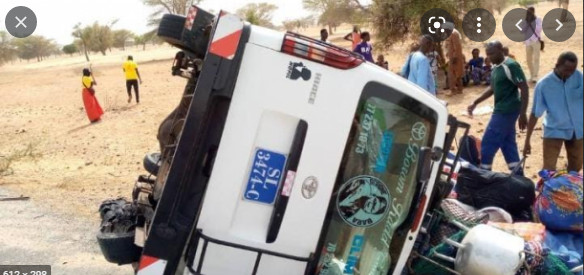 Collision entre un « Ndiaga Ndiaye » et un minibus à Podor: La cause de l’accident connue Collision entre un « Ndiaga Ndiaye » et un minibus à Podor: La cause de l’accident connue