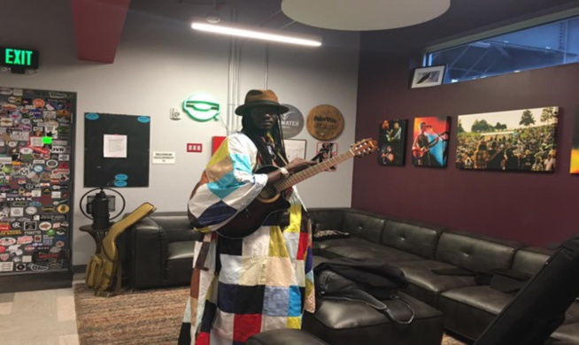 Affaire Kilifeu: Carlou D liste les risques courus en cas d'arrestation et met en garde ses... Affaire Kilifeu: Carlou D liste les risques courus en cas d'arrestation et met en garde ses...