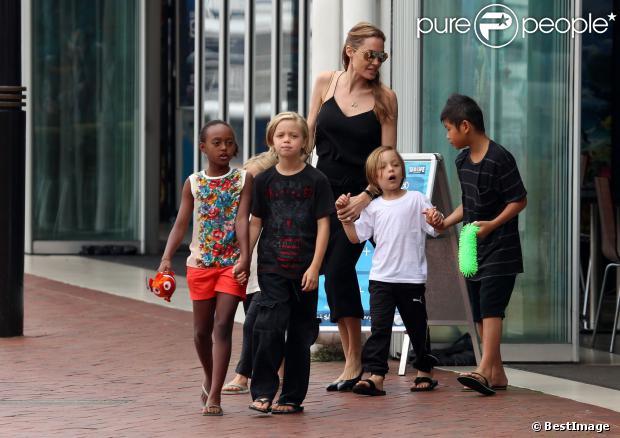 Angelina Jolie : Mère poule à Sydney, elle gère sa petite tribu sans Brad Pitt