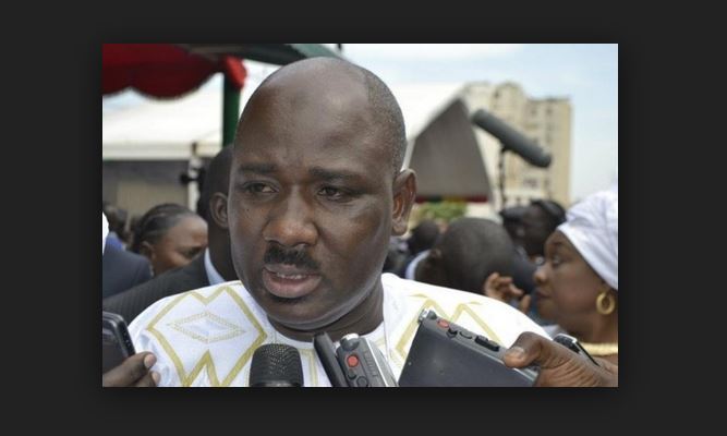 Le griot de Macky Sall rebelote son « Yoonu Yaakuté » avec l’inauguration de sa maison Le griot de Macky Sall rebelote son « Yoonu Yaakuté » avec l’inauguration de sa maison