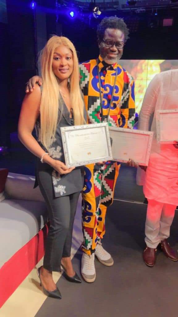 Bienvenue au Sénégal l'hymne à la fraternité reçoit le Prix national de la fraternité Bienvenue au Sénégal l'hymne à la fraternité reçoit le Prix national de la fraternité