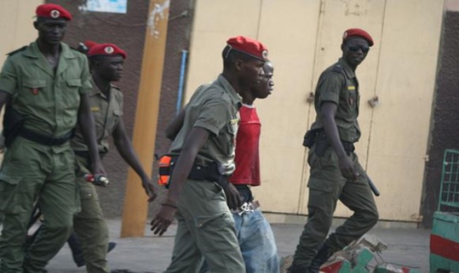 Guédiawaye: La Police et la Gendarmerie interpellent 378 personnes pour...