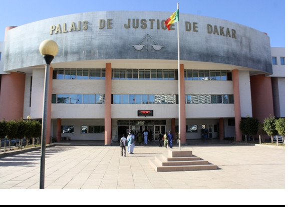 Un coursier délesté de 42 millions FCfa Un coursier délesté de 42 millions FCfa