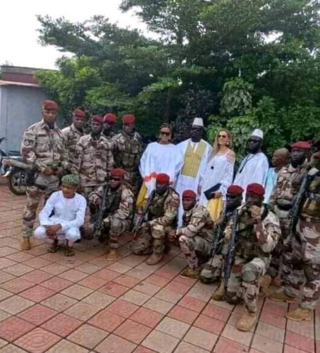 En images: Le nouvel homme fort de la Guinée en mode Jummah Mubarak