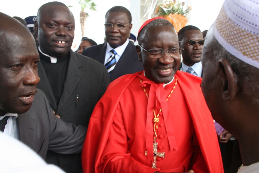 Le Cardinal Théodore Adrien Sarr envoie ses quatre « frères » en prison