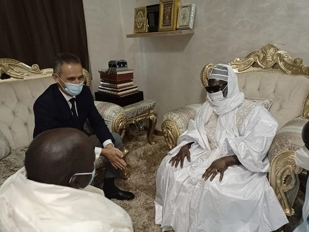 L'ambassadeur de la France à Touba : les images d’une visite impressionnante L'ambassadeur de la France à Touba : les images d’une visite impressionnante