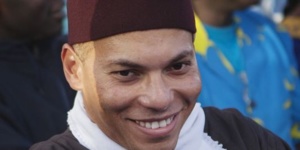 Depuis la prison de Rebeuss, Karim plaint les Dakarois assoiffés : « Maleen tanee, fi niakul ndox » Depuis la prison de Rebeuss, Karim plaint les Dakarois assoiffés : « Maleen tanee, fi niakul ndox »