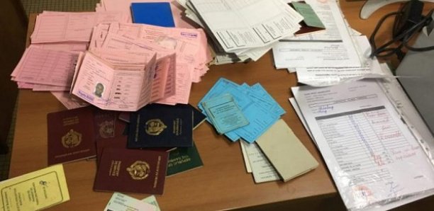 Trafic de certificats et passeports, "procès fictifs": La Saga des faussaires à col blanc