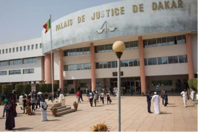 Escroquerie portant sur 8,7 millions FCfa: Baye Dame Diop donnait des véhicules qu’il louait en gage Escroquerie portant sur 8,7 millions FCfa: Baye Dame Diop donnait des véhicules qu’il louait en gage